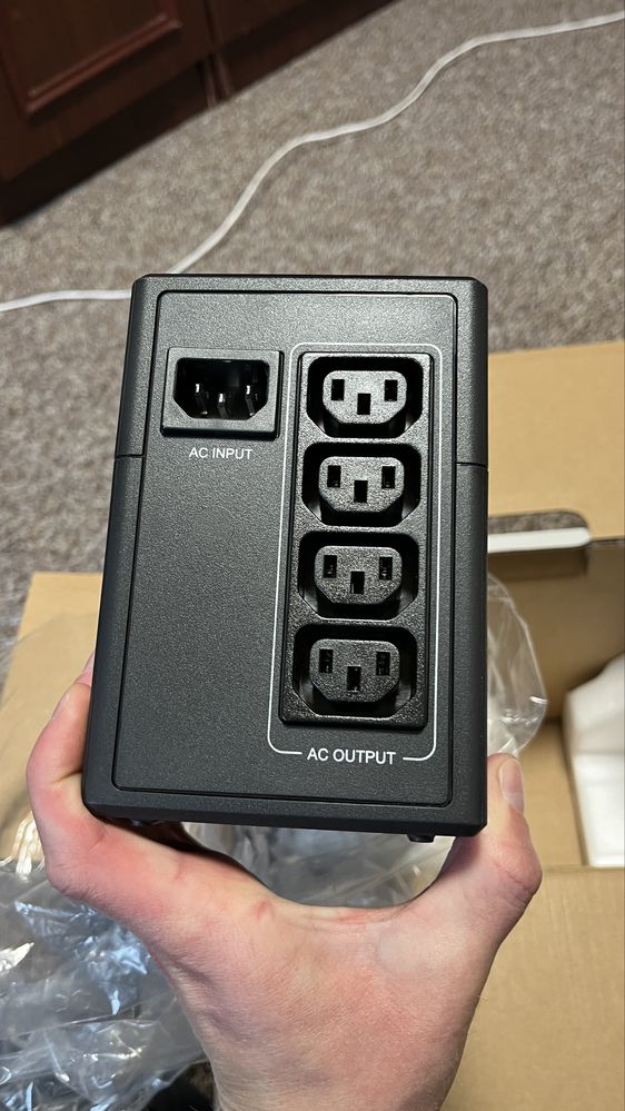 Продам новий ДБЖ (UPS) Eaton 5E — не використовувався!