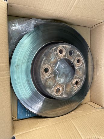 Передние тормозные диски touareg nf 2010-2014