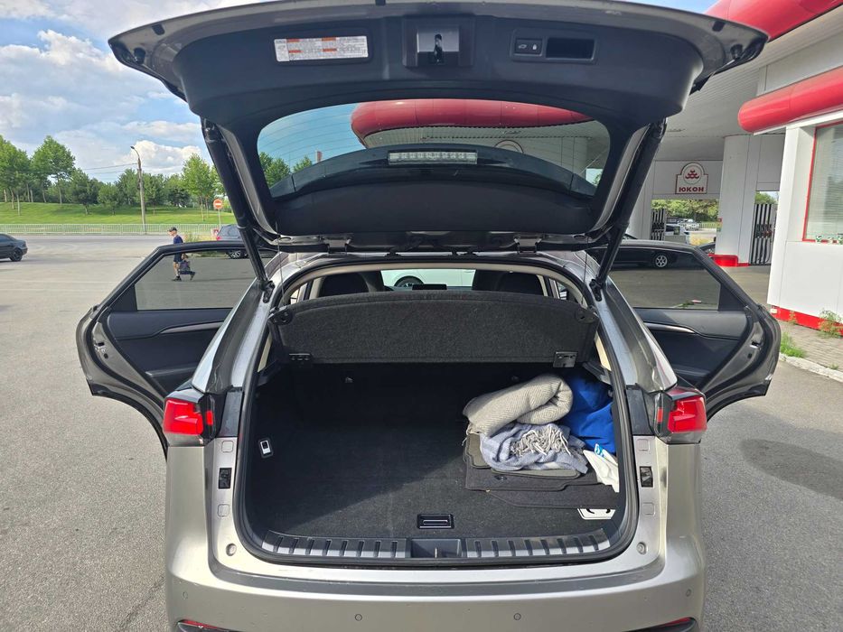 Продам Lexus NX 2018