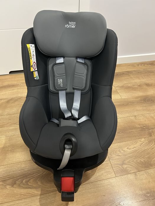 fotelik Britax Romer Dualfix m i-size, obrót 360 stopni, ISOFIX