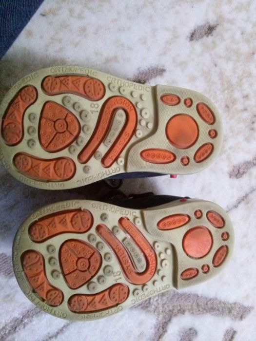 Детская обувь ортопедическая кожаная 3 пары туфли и сандалики