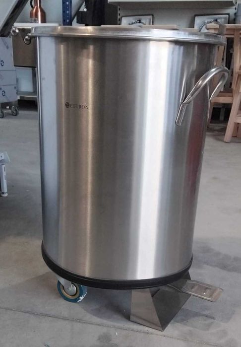 Balde de Rodas e Pedal de 50Litros - NOVO