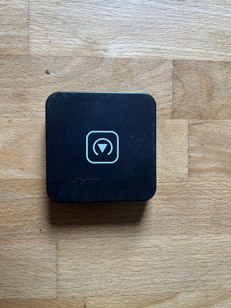 Adapter bezprzewodowego apple car play