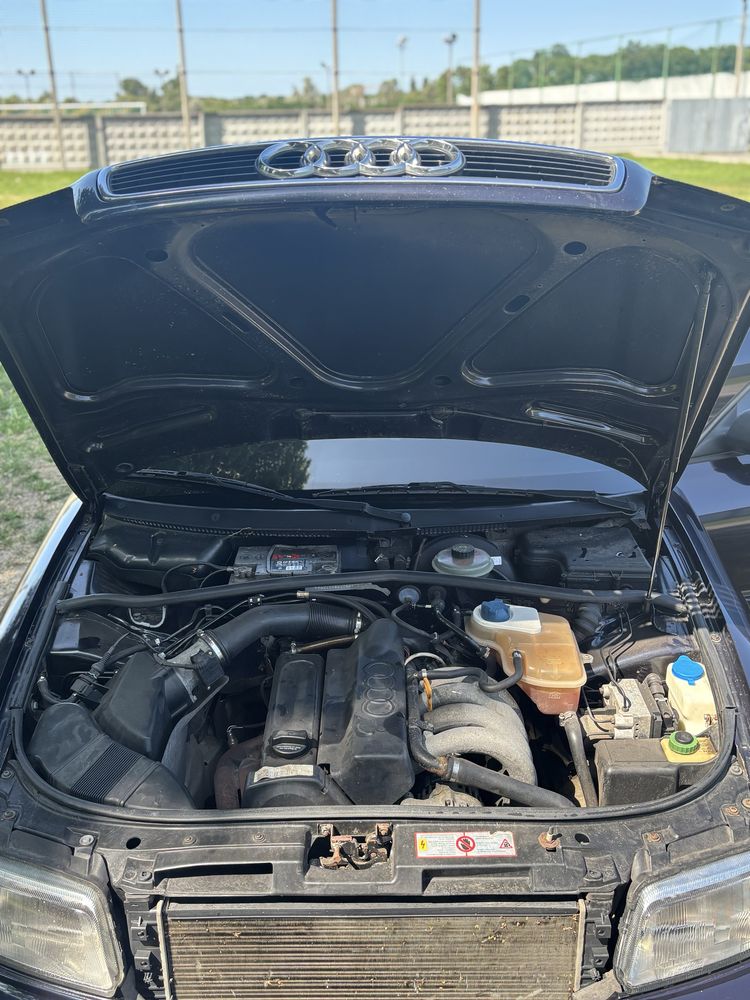 Audi A4 b5 1,6 механіка