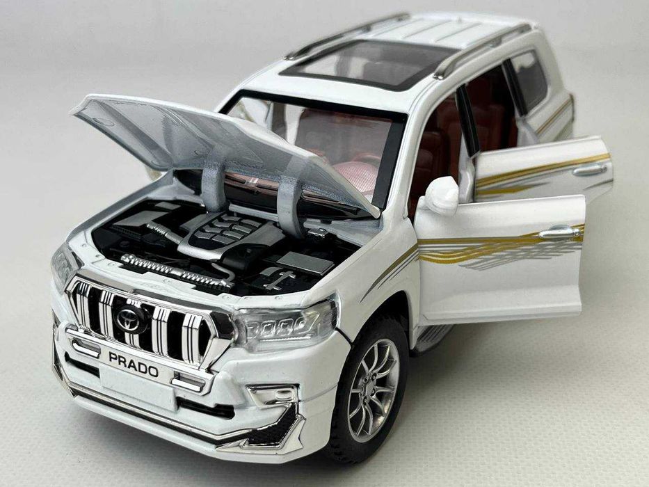 Металева Колекційна модель 1:24 Toyota Prado з підсвіткою фар, звуком