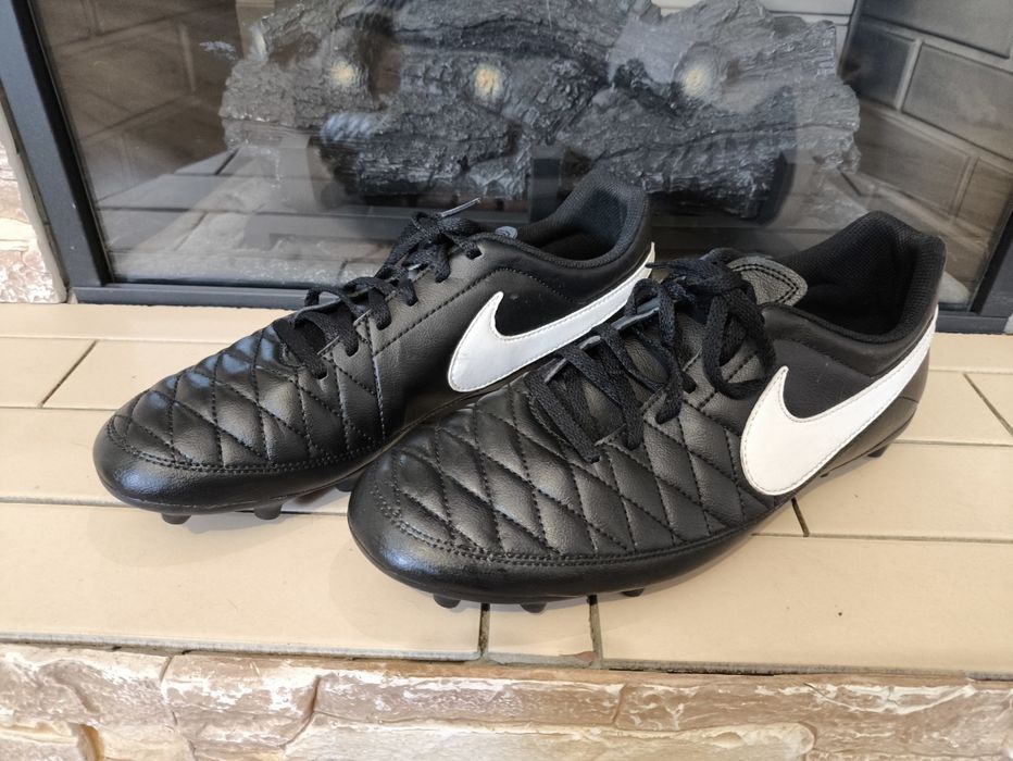 Бутси  Nike Majestry