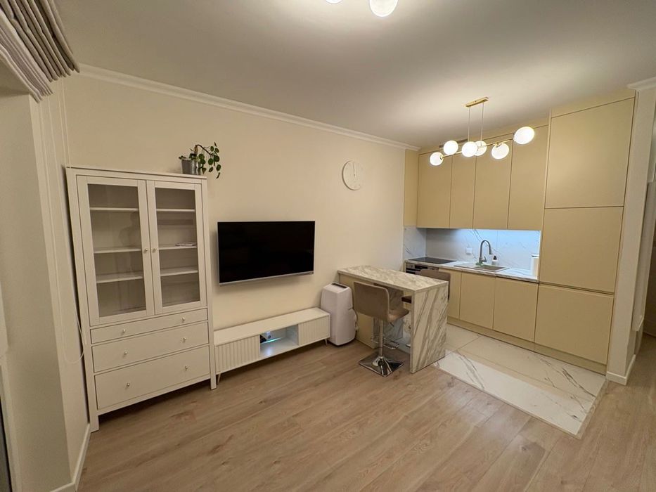 Atrakcyjna kawalerka 29m2 przy Pogonowskiego w centrum + parking