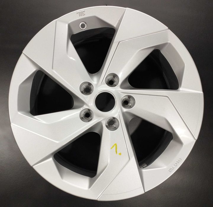 5x114,3 R17 ET 35 felgi aluminiowe Nissan JUKE PULSAR LEAF / kurier