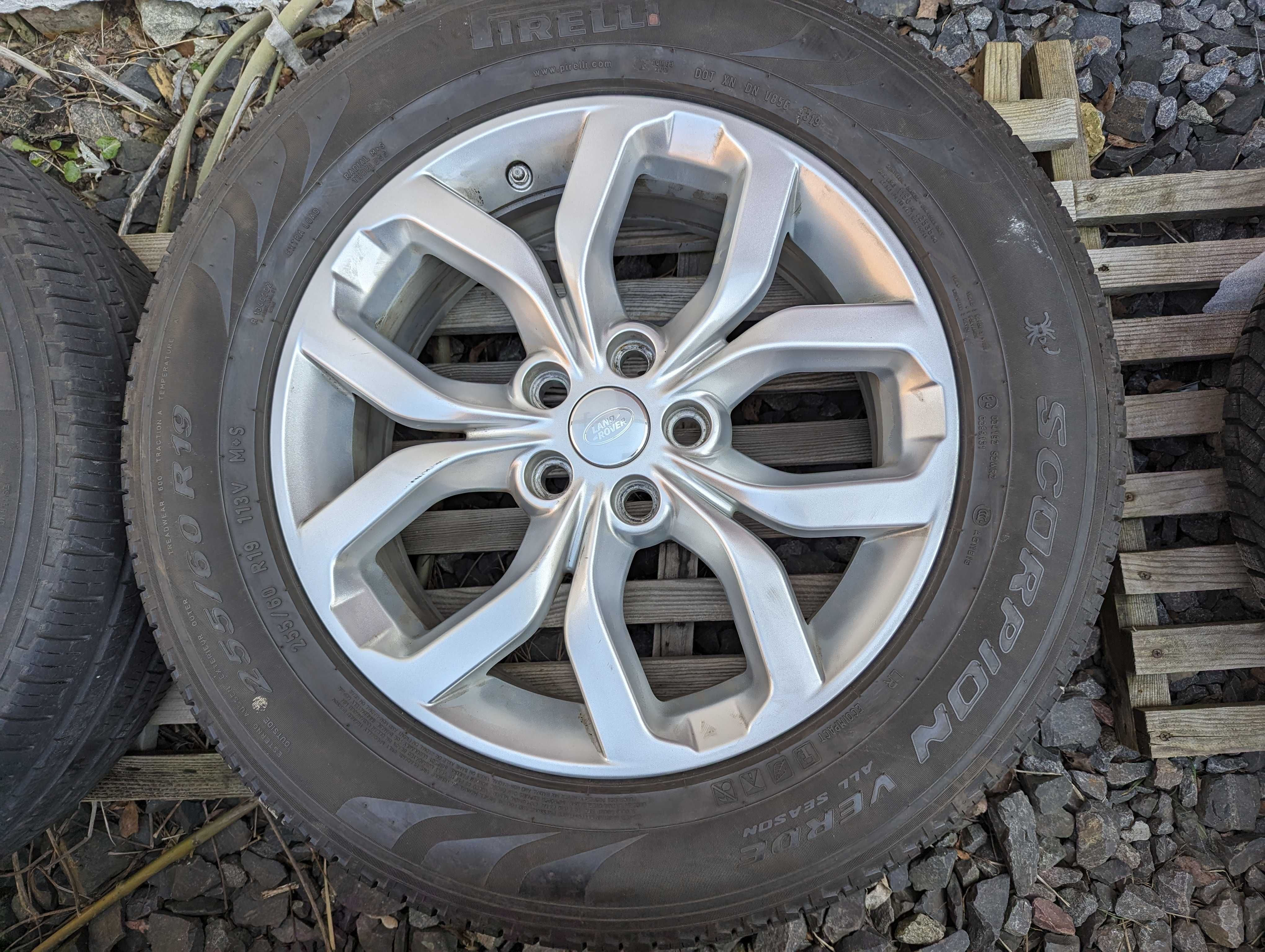 диски Land Rover 7.5Jx19 5x120 ET39 шини 255/60R19 всесез.