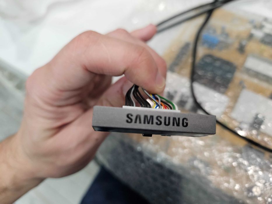 Шлейф для SAMSUNG UE70TU7100UXUA