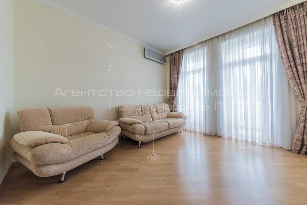 Продаж 2х кімнатної квартири 57м2 бул. Дружби Народів 20 Звіринецька