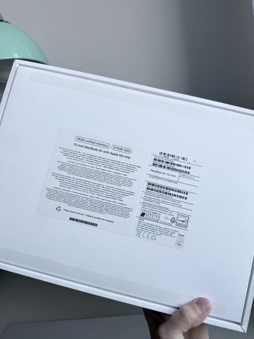 Apple MacBook Air 13,6" M3 16GB RAM 512GB Dysk macOS gwarancja 2025