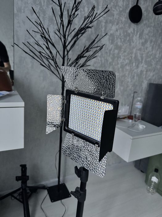 Відео світло,лампа