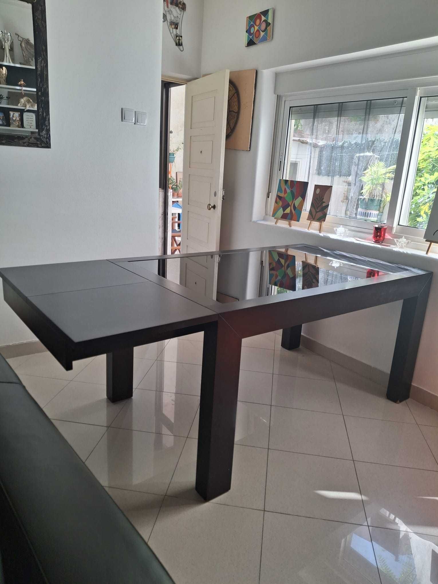 mesa de jantar inteiriça