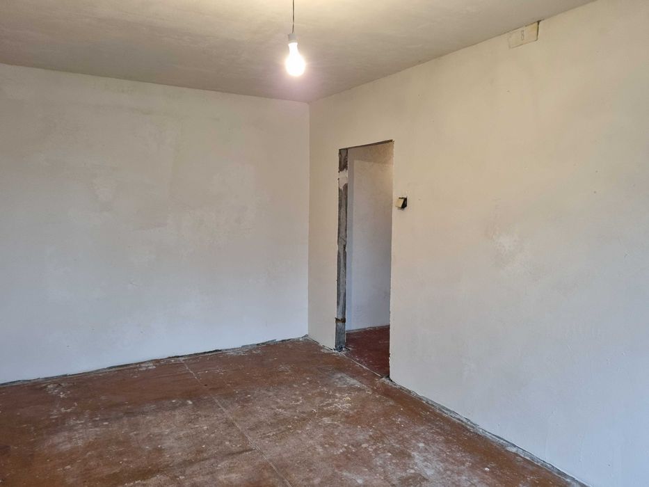 2 кімнатна квартира 48м2 з роздільними кімнатами по вул. Доценко-KI