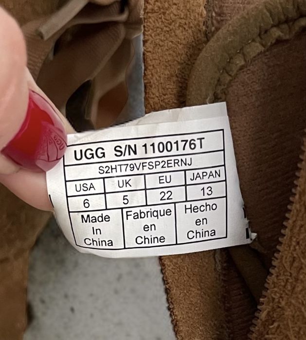 Демісезонні чоботи UGG для дівчинки