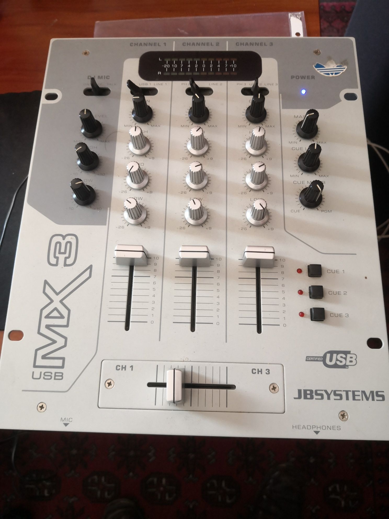JB Systems MIX 3 USB -  3 Canais DJ Controller