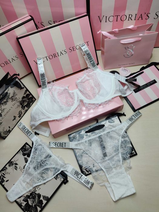 Комплект Виктория Сикрет •Victoria's Secret комплект•поясок•упаковка