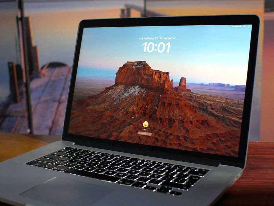 MacBook Pro 15” (A1398) – i7 | 16GB RAM