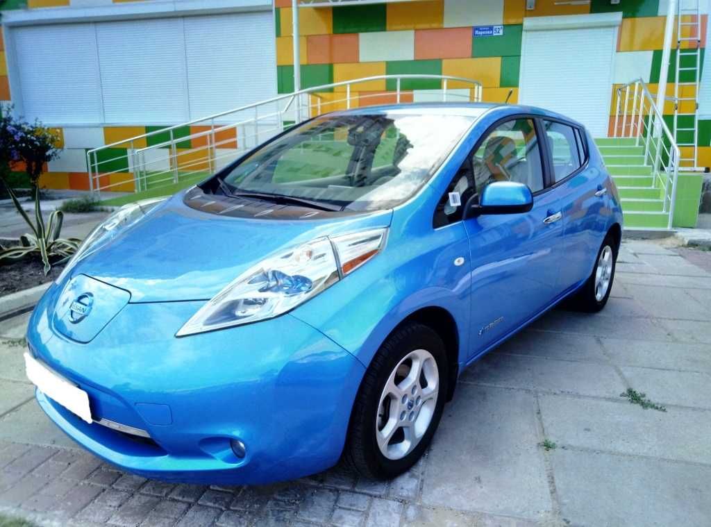 Nissan Leaf SV 2011 Новый! 6тыс.км. пробег! Идеал!