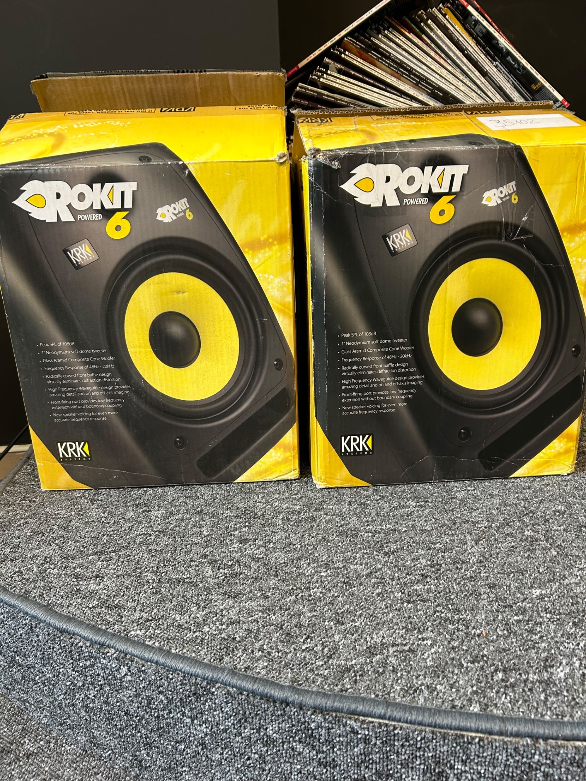 Monitory studyjne KRK RP6 G2 -2szt.