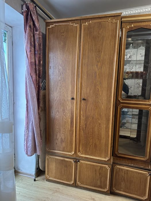 Стінка в зал