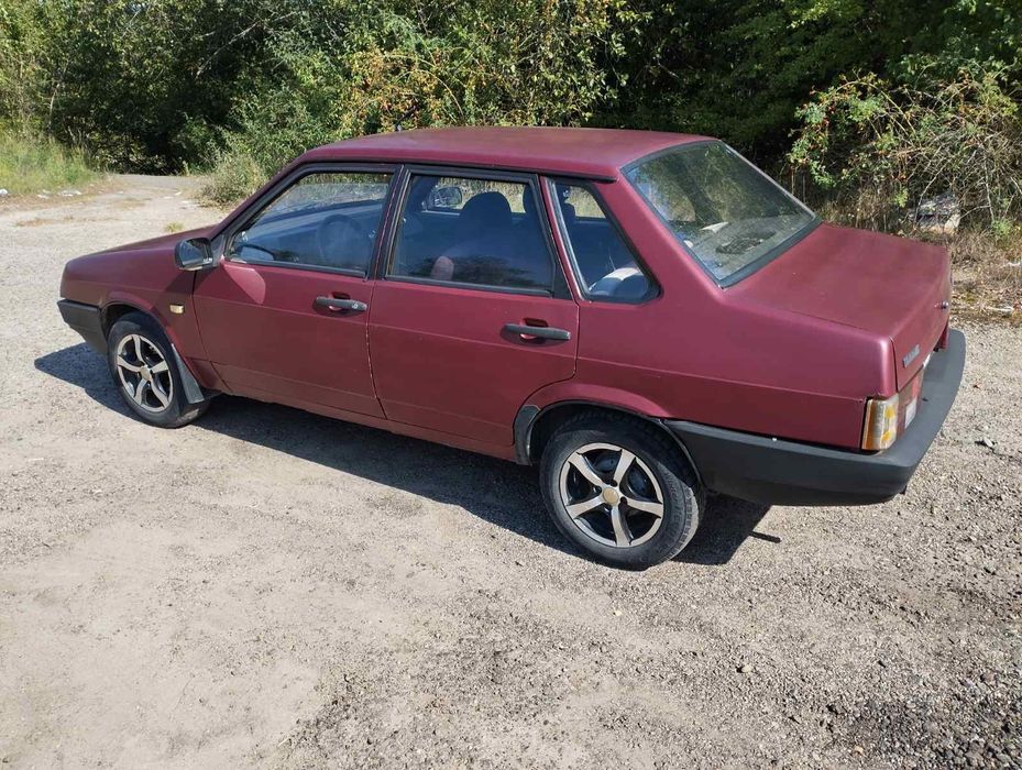 Продам Ваз-21099 ,карбюратор.