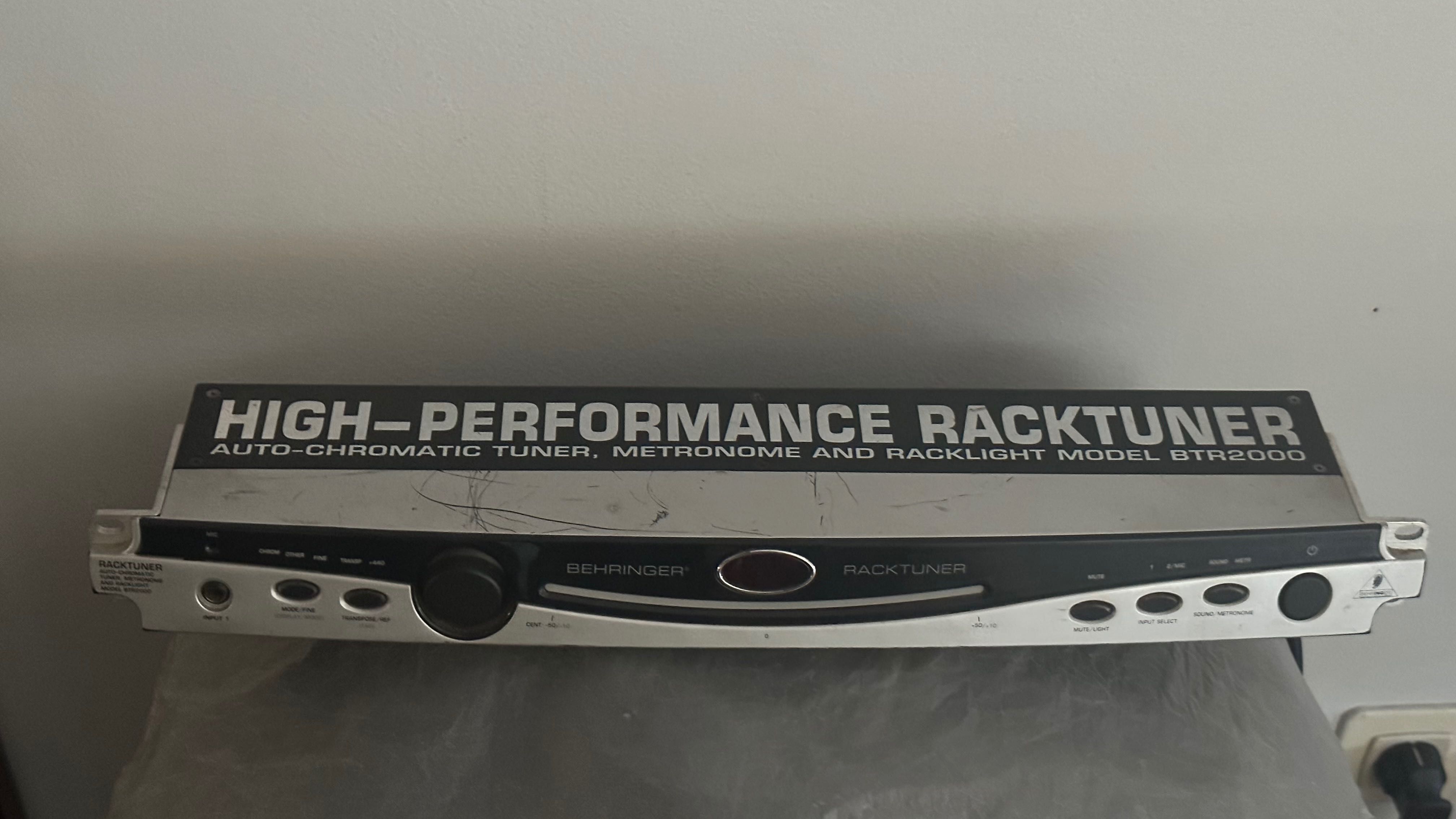 Para tocar sempre afinado e no tempo - rack tuner high performance!