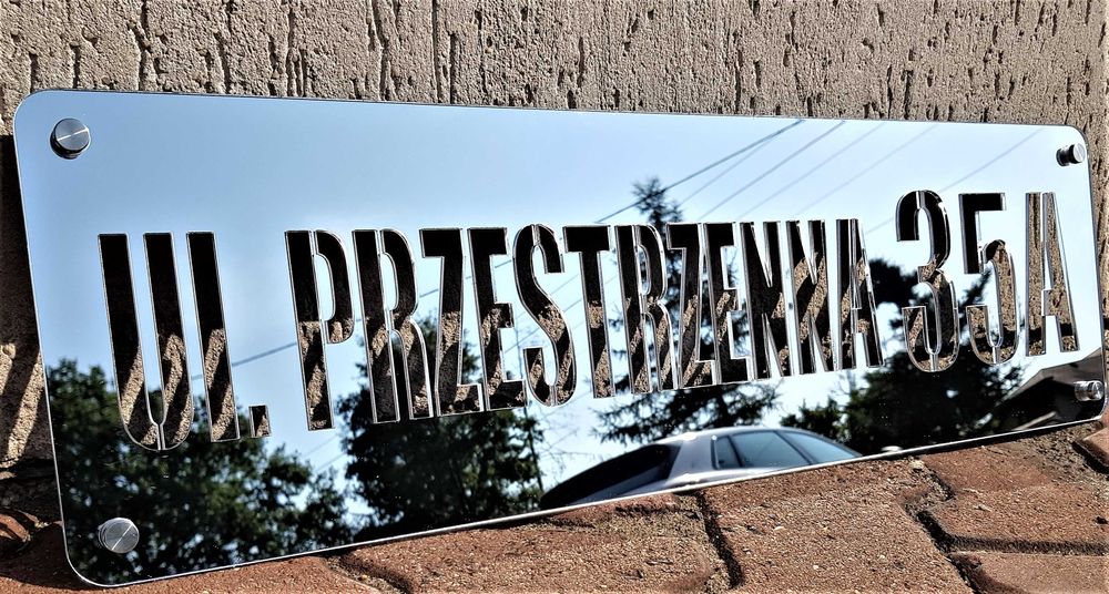 Tabliczka na dom, personalizowana srebrna