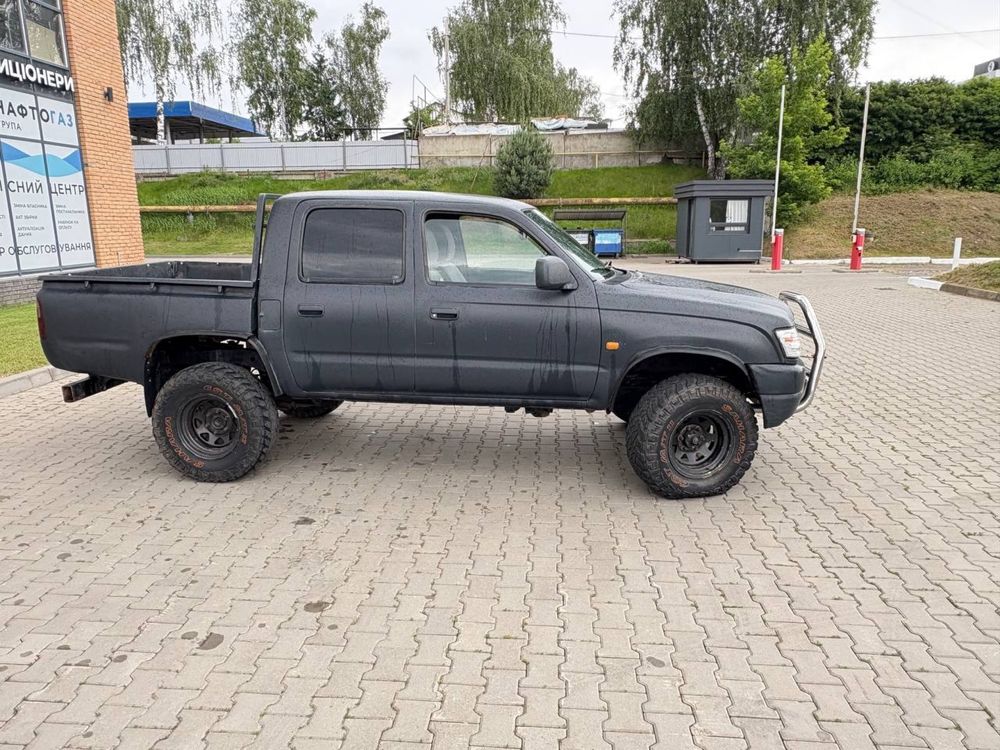 Тойота Хайлюкс ЗСУ Hilux