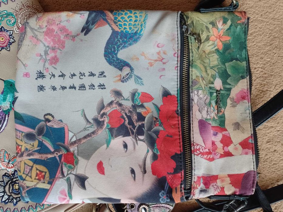Dwie torebki Desigual i Mantarray