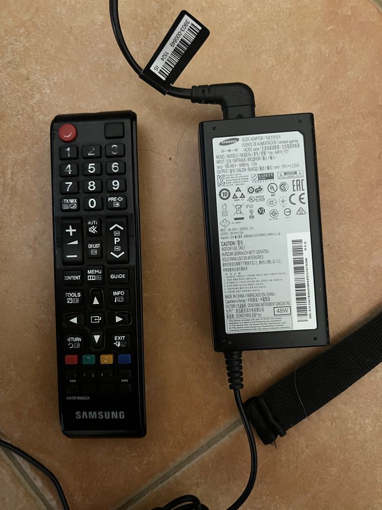 Televisão Samsung ue32j4000aw