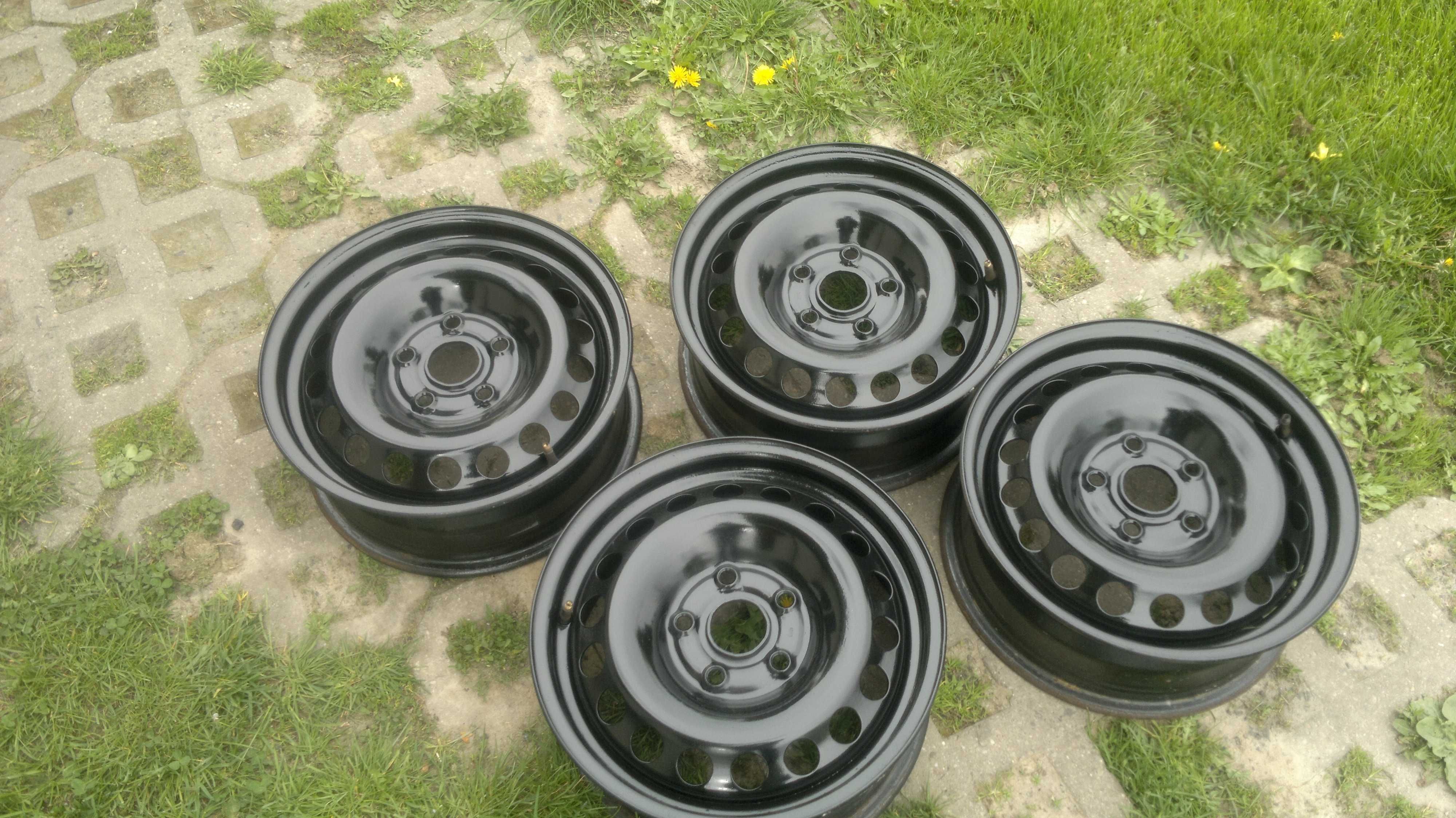 Felgi stalowe 15 VW Seat Skoda Audi 5x112 lub 5x100 et 38  43 montaż