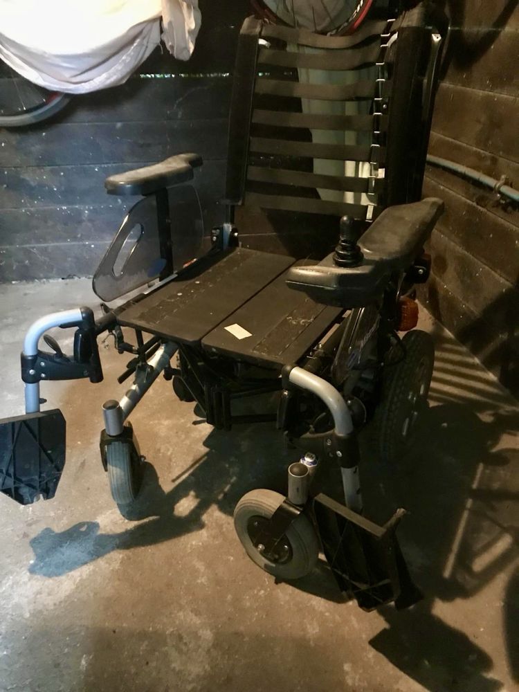 Wózek inwalidzki Invacare Mistral 3