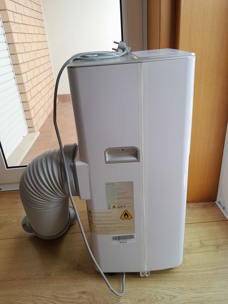 Ar condicionado portátil Cecotec 7000BTU