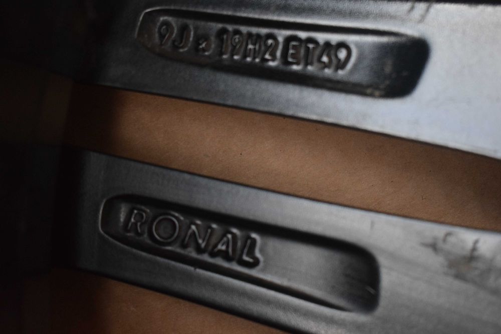 felga mercedes W238 E213 AMG 19" 9J ET49 5X112. A2134.012100