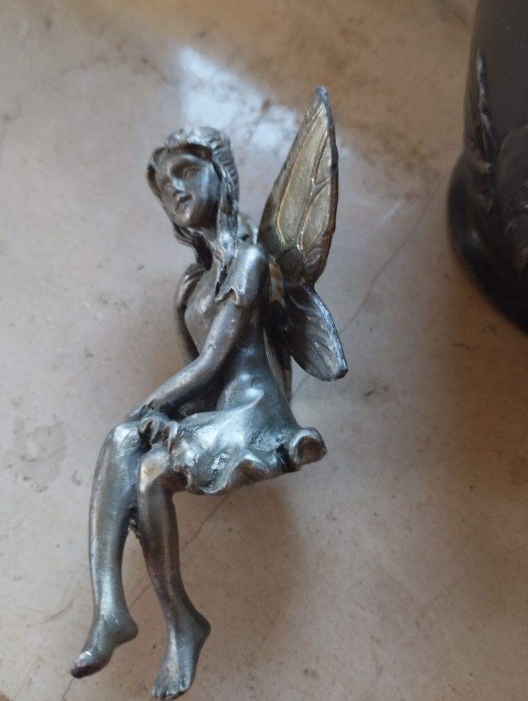 Stara cynowa figurka wróżki elfa vintage