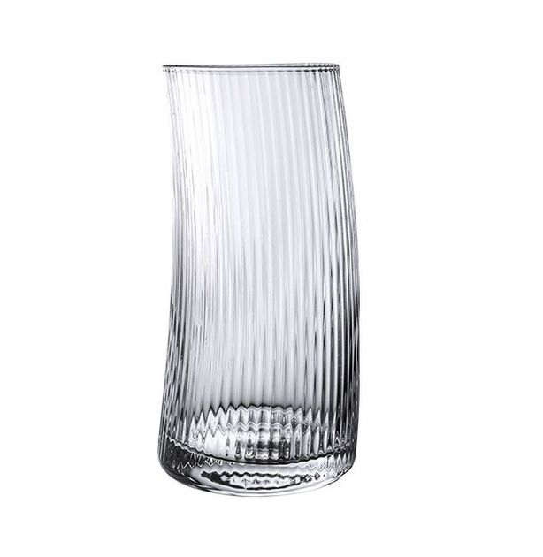 Стакан з зігнутими стінками