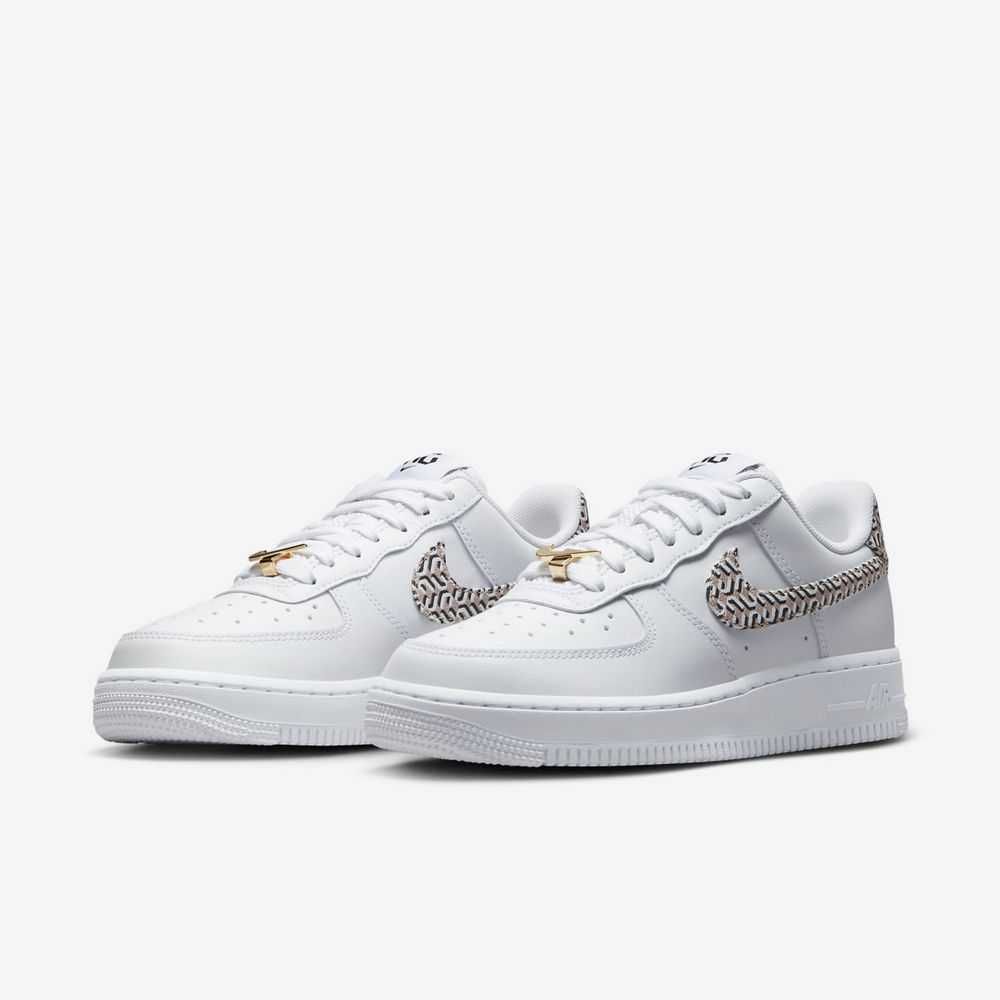 США! Кроссовки Nike Air Force 1 LX United (40р по 44.5р) (DZ2709-100)