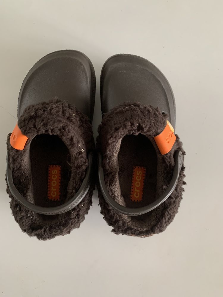 Crocs klapki z polarkiem nowe rozmiar 27-28