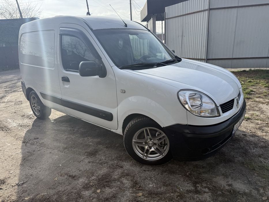 Рено кенго в хорошому стані