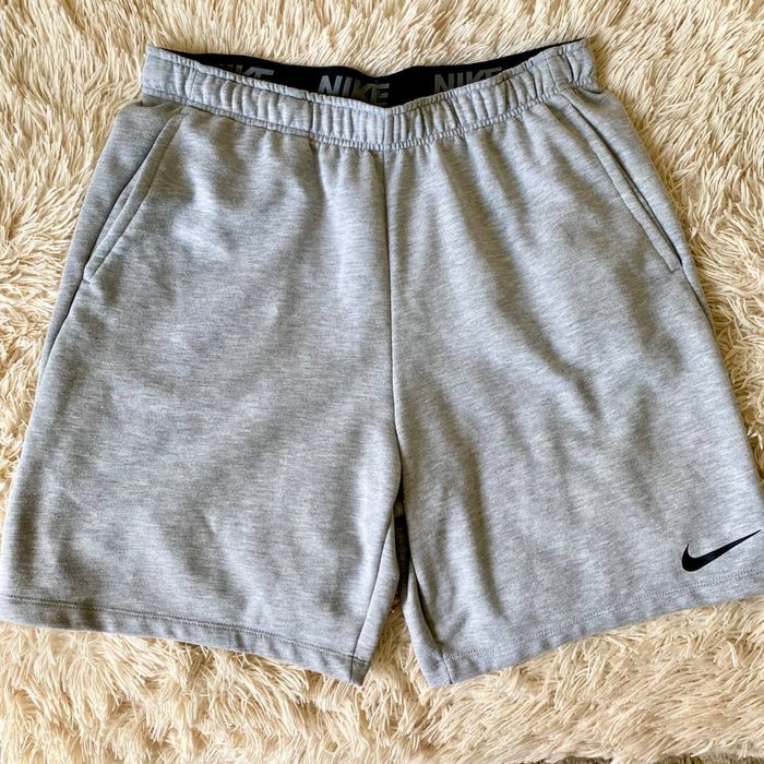 Сірі шорти чоловічі Nike Серые шорты найк мужские