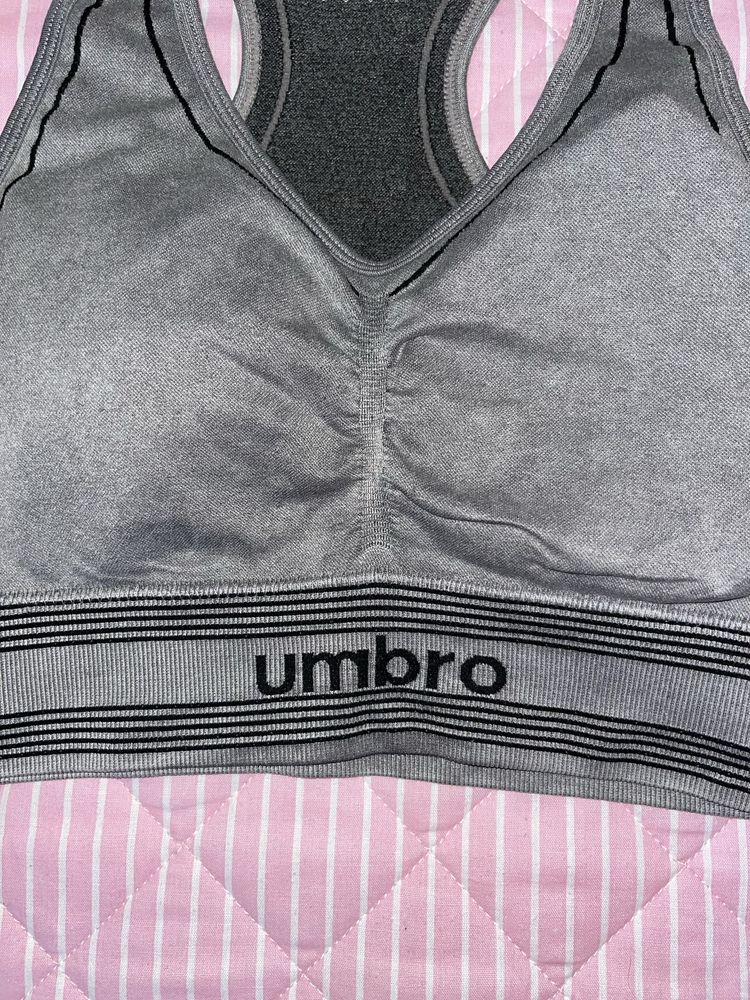 Top ginasio Umbro