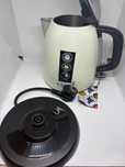 Czajnik elektryczny Russell Hobbs 2400 W 1,7 l wielokolorowy