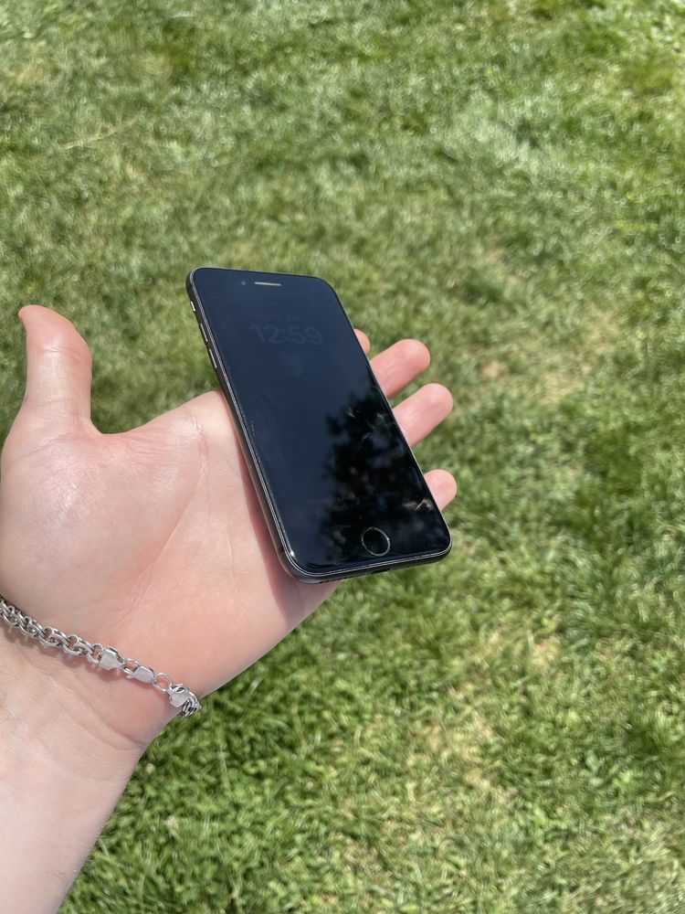 Iphone 8 64 black