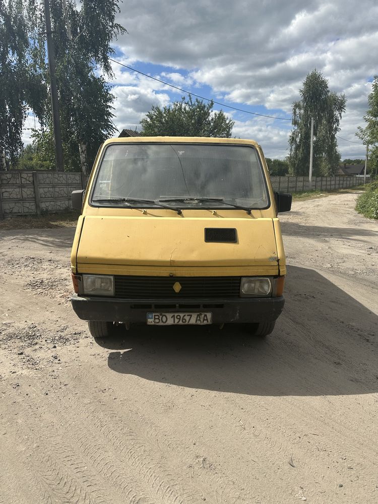 Авто на повному ходу