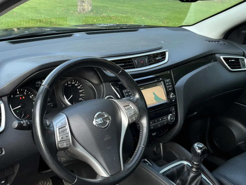 Nissan Qashqai      2014