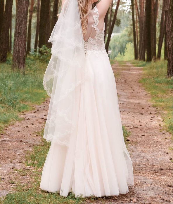 Сукня айворі весільна