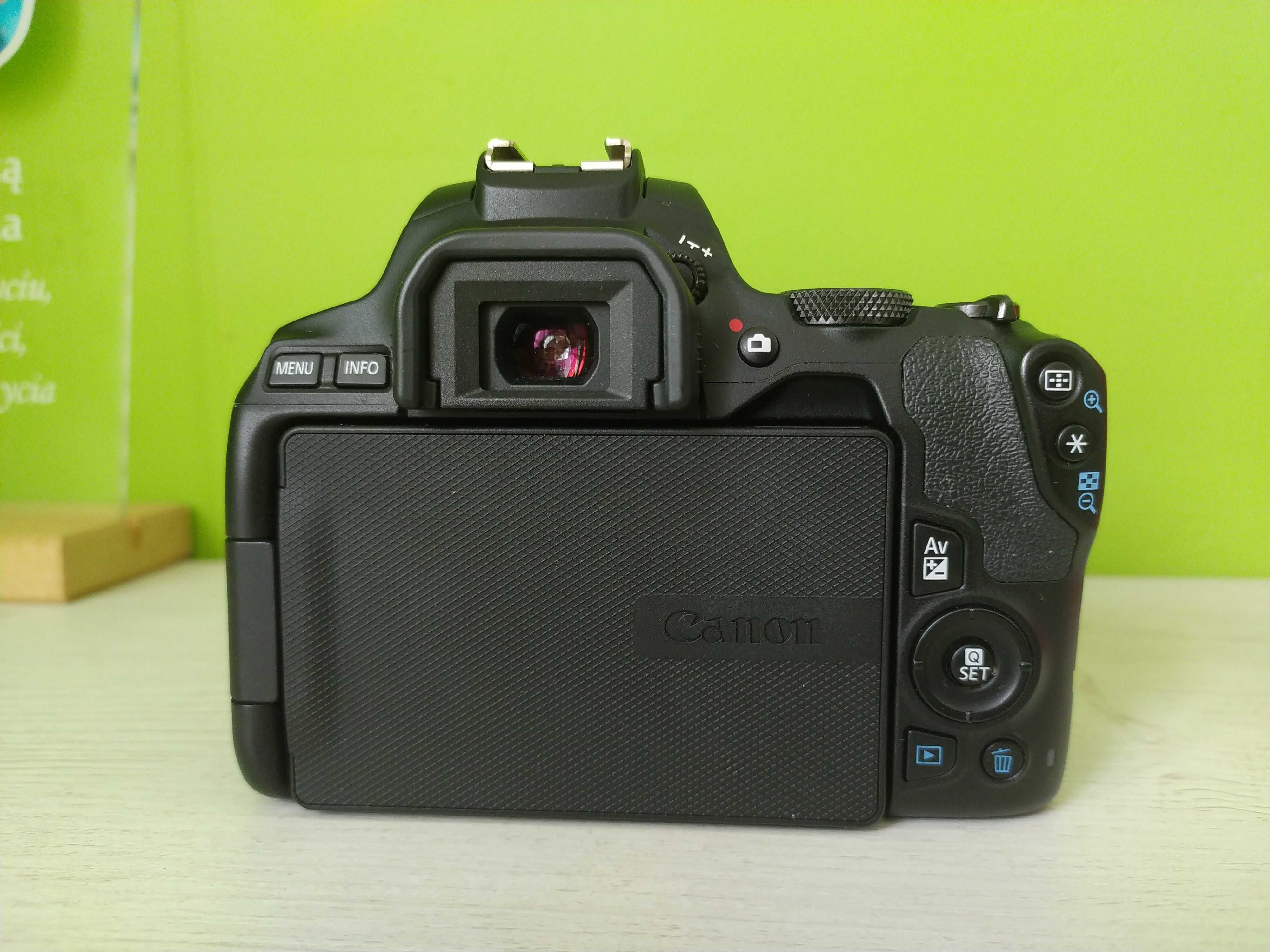 Aparat Canon Eos 250d