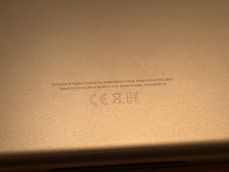 Apple Macbook Pro 14 M1 Pro 16GB Ram 512 GB SSD A2442